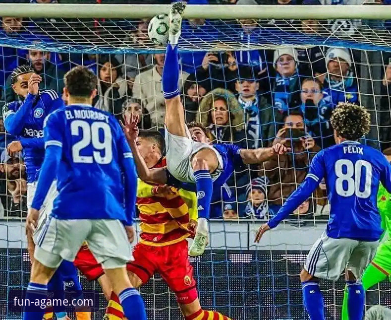 资深用户分享：从帕尼切利重伤看体育资讯获取与游戏体验的深度结合